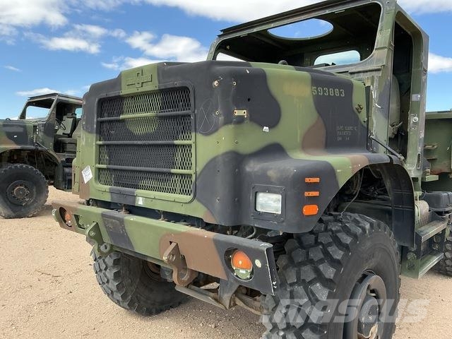 Oshkosh AMK23 MTVR Box body trucks