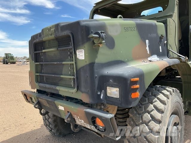 Oshkosh AMK23 MTVR Camiones con caja de remolque