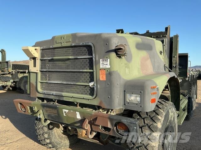 Oshkosh AMK23A1 MTVR Box body trucks