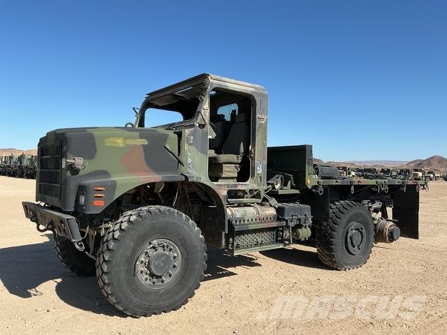 Oshkosh AMK25 MTVR Camiones con caja de remolque