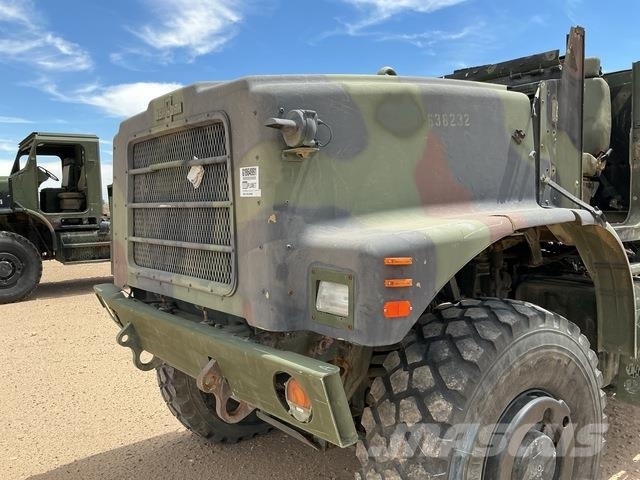 Oshkosh AMK25 MTVR شاحنات ذات هيكل صندوقي