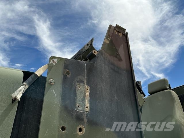 Oshkosh AMK25 MTVR شاحنات ذات هيكل صندوقي