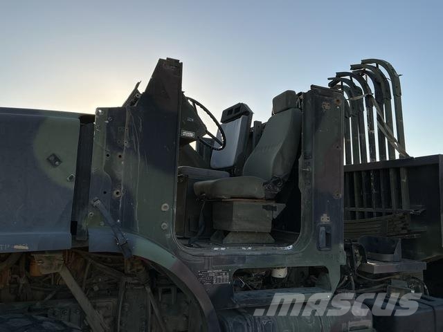 Oshkosh AMK25A1 MTVR شاحنات ذات هيكل صندوقي