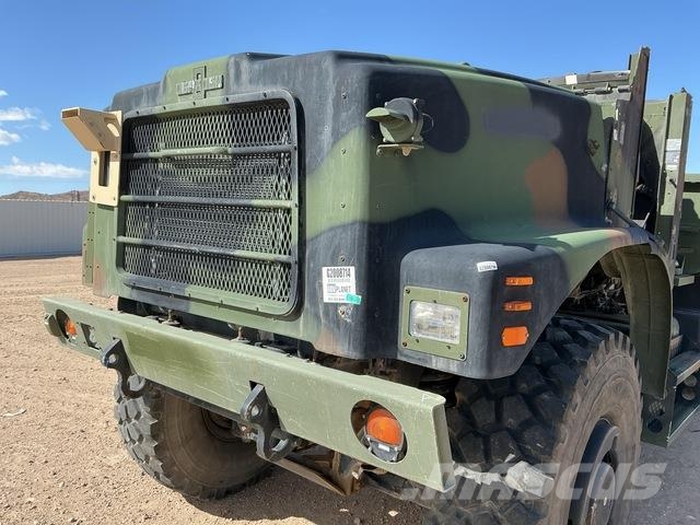 Oshkosh AMK25A1 MTVR شاحنات ذات هيكل صندوقي