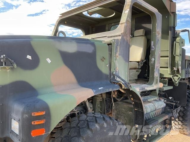 Oshkosh AMK29 MTVR Kiperi kamioni