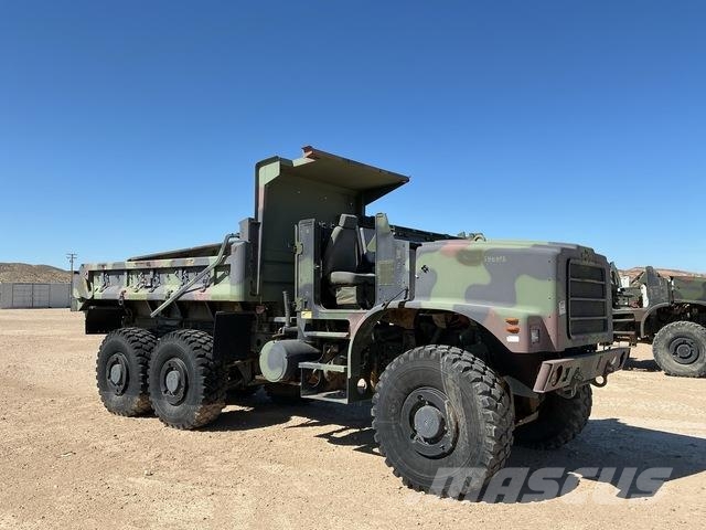 Oshkosh AMK29A1 MTVR Самоскиди