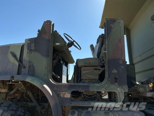 Oshkosh AMK29A1 MTVR Самоскиди