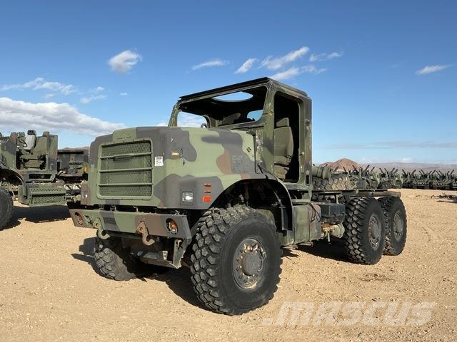 Oshkosh AMK31 Tractor Units