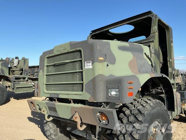 Oshkosh AMK31 Tractor Units