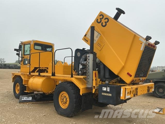 Oshkosh H-27 23-G1 حراثات ونصول الجليد