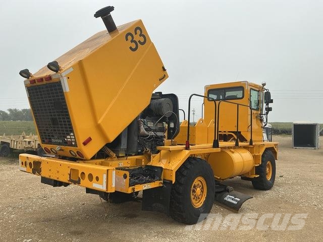 Oshkosh H-27 23-G1 حراثات ونصول الجليد