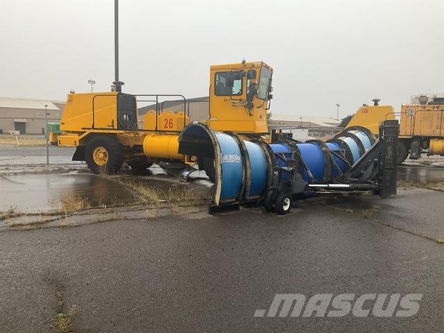 Oshkosh H-27 23-G2 Snøploger- og skjær