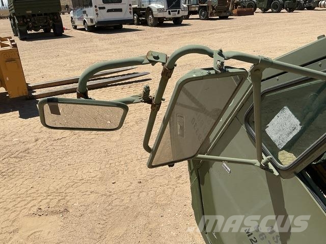 Oshkosh MKR18 Statyba - Kita