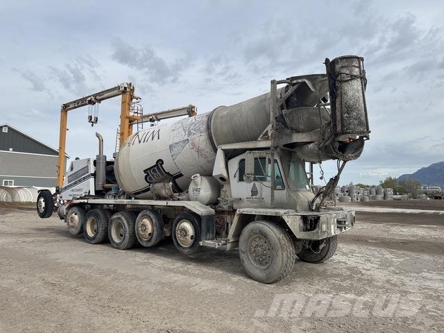 Oshkosh S-2146 شاحنات أخرى