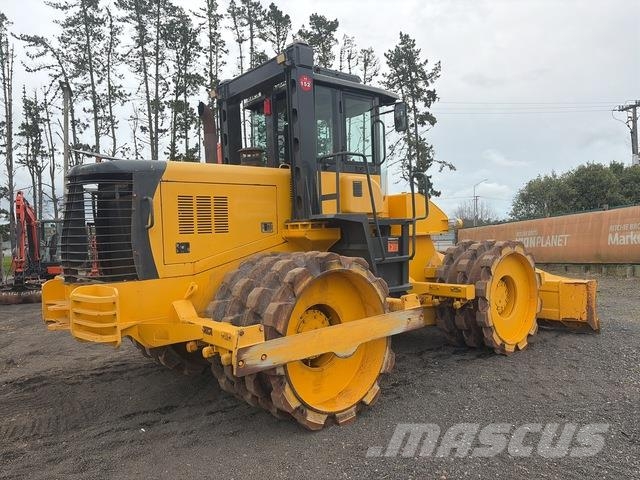 Pacific CC20 Kompaktorji tal