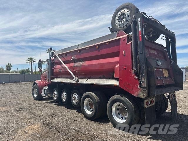 Peterbilt  Camiones bañeras basculantes o volquetes