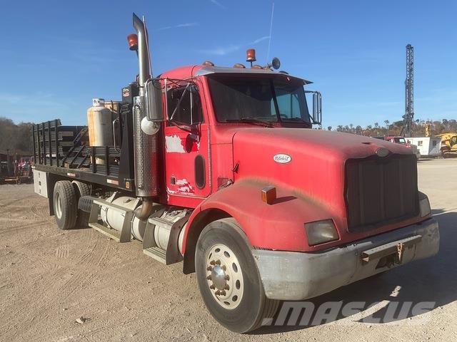 Peterbilt 300 Caminhões de mesa/dropside