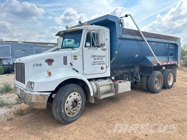 Peterbilt 330 Pašizgāzējs