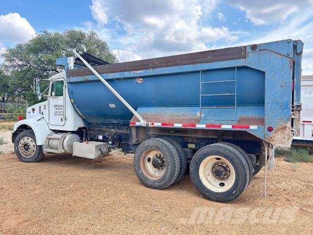 Peterbilt 330 Pašizgāzējs