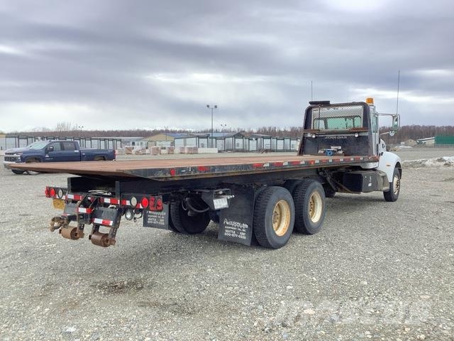 Peterbilt 335 Recovery vehicles