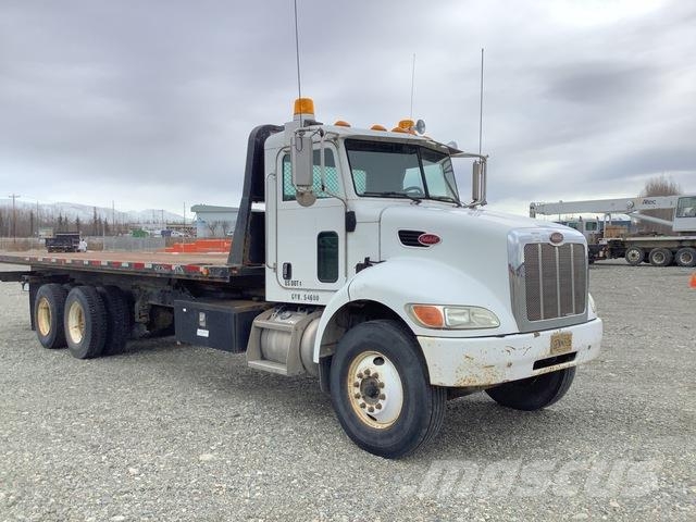 Peterbilt 335 Recovery vehicles