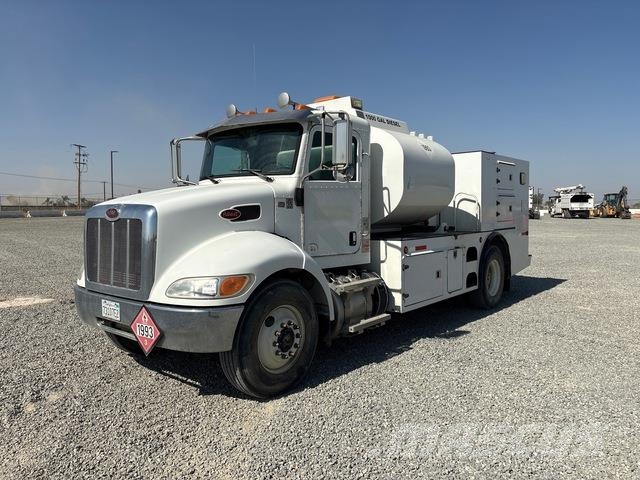 Peterbilt 337 Camiones cisternas