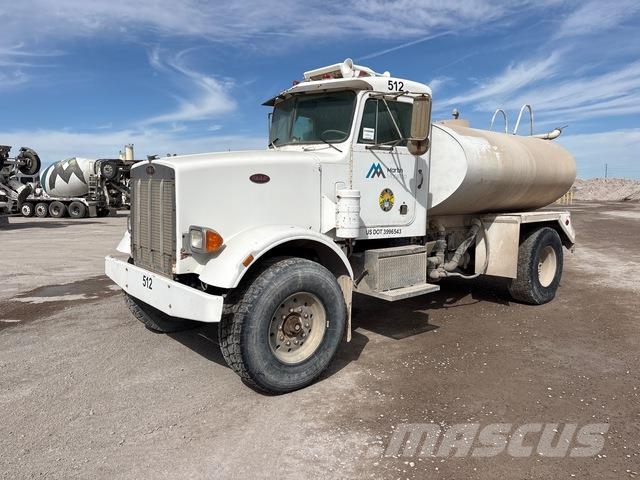 Peterbilt 348 Auto-tanques
