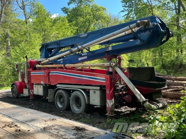Peterbilt 357 مضخات خرسانة