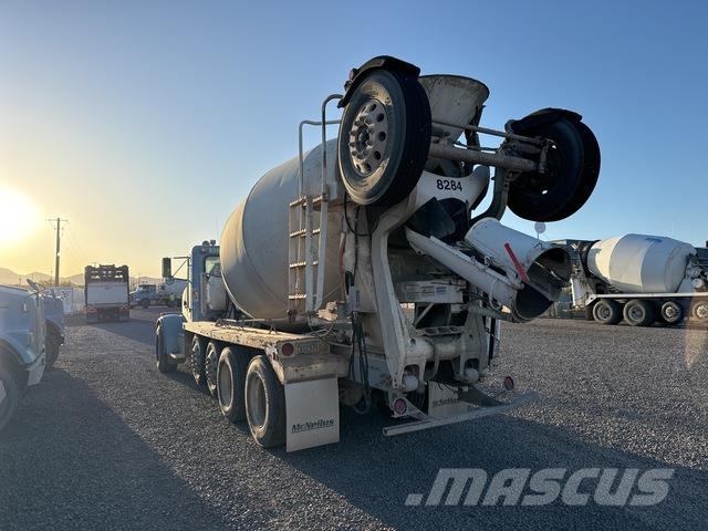 Peterbilt 357 Drugi tovornjaki