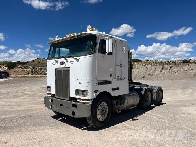 Peterbilt 362M90 Kabine i unutrašnjost