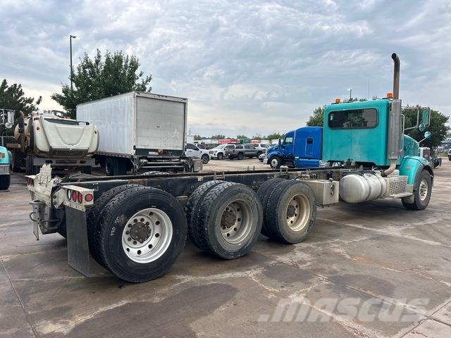 Peterbilt 365 Kabiner og interiør