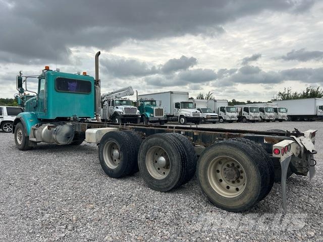 Peterbilt 365 كابينة والداخلية