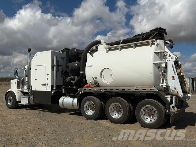 Peterbilt 367 Paletli ekskavatörler