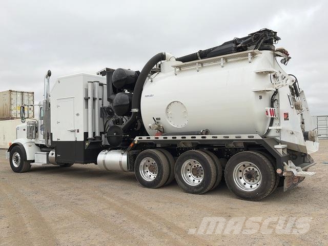 Peterbilt 367 Excavadoras sobre orugas
