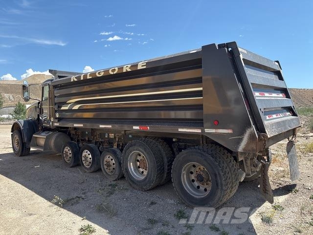 Peterbilt 367 Sora- ja kippiautot