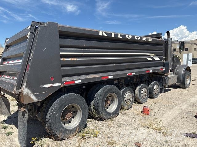 Peterbilt 367 Sora- ja kippiautot