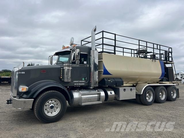 Peterbilt 367 Other farming machines