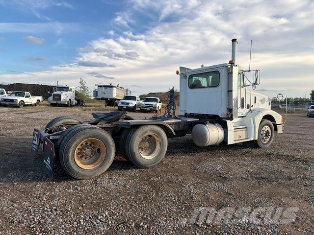 Peterbilt 377 Tegljači