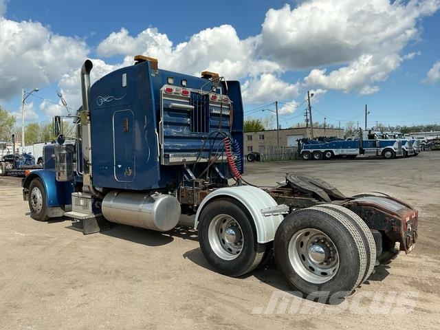 Peterbilt 379 Prime Movers