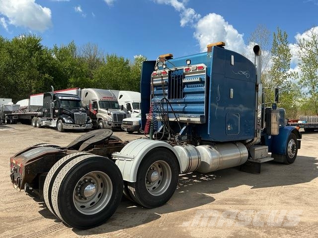 Peterbilt 379 Prime Movers