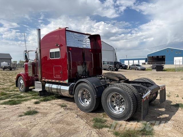 Peterbilt 379X Prime Movers