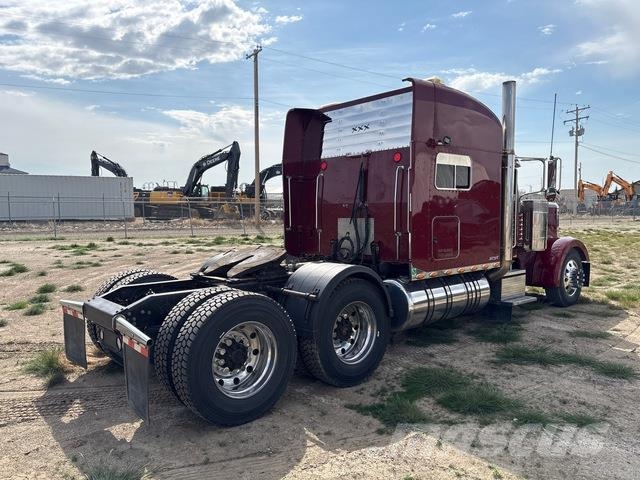 Peterbilt 379X Prime Movers