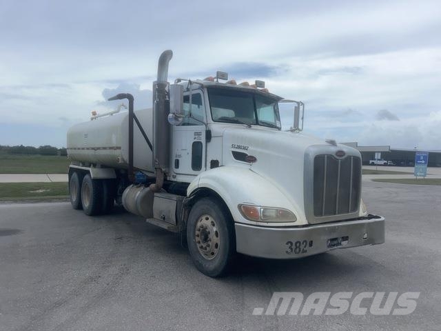 Peterbilt 384 Vandens sunkvežimiai
