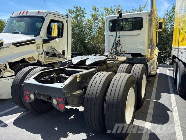 Peterbilt 384 Traktorske jedinice