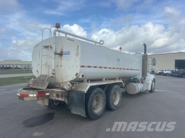 Peterbilt 386 Поливочные машины