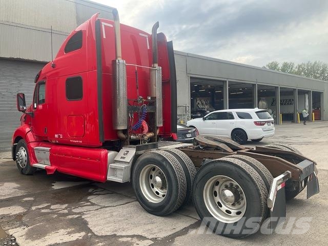 Peterbilt 387 Vilcēji