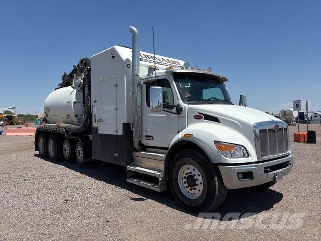 Peterbilt 548 حفارات زحافة