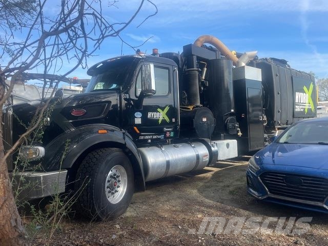 Peterbilt 567 Raupenbagger