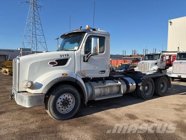 Peterbilt 567 Camiones tractor