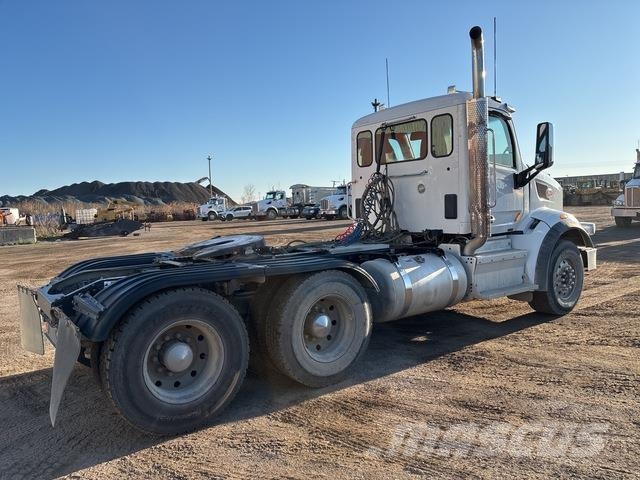 Peterbilt 567 Camiones tractor